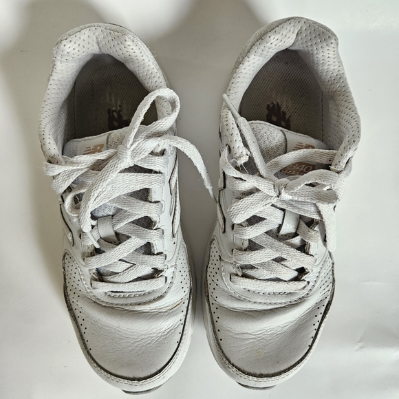 New Balance 840v2 Walking Shoes - Picture 4 of 13